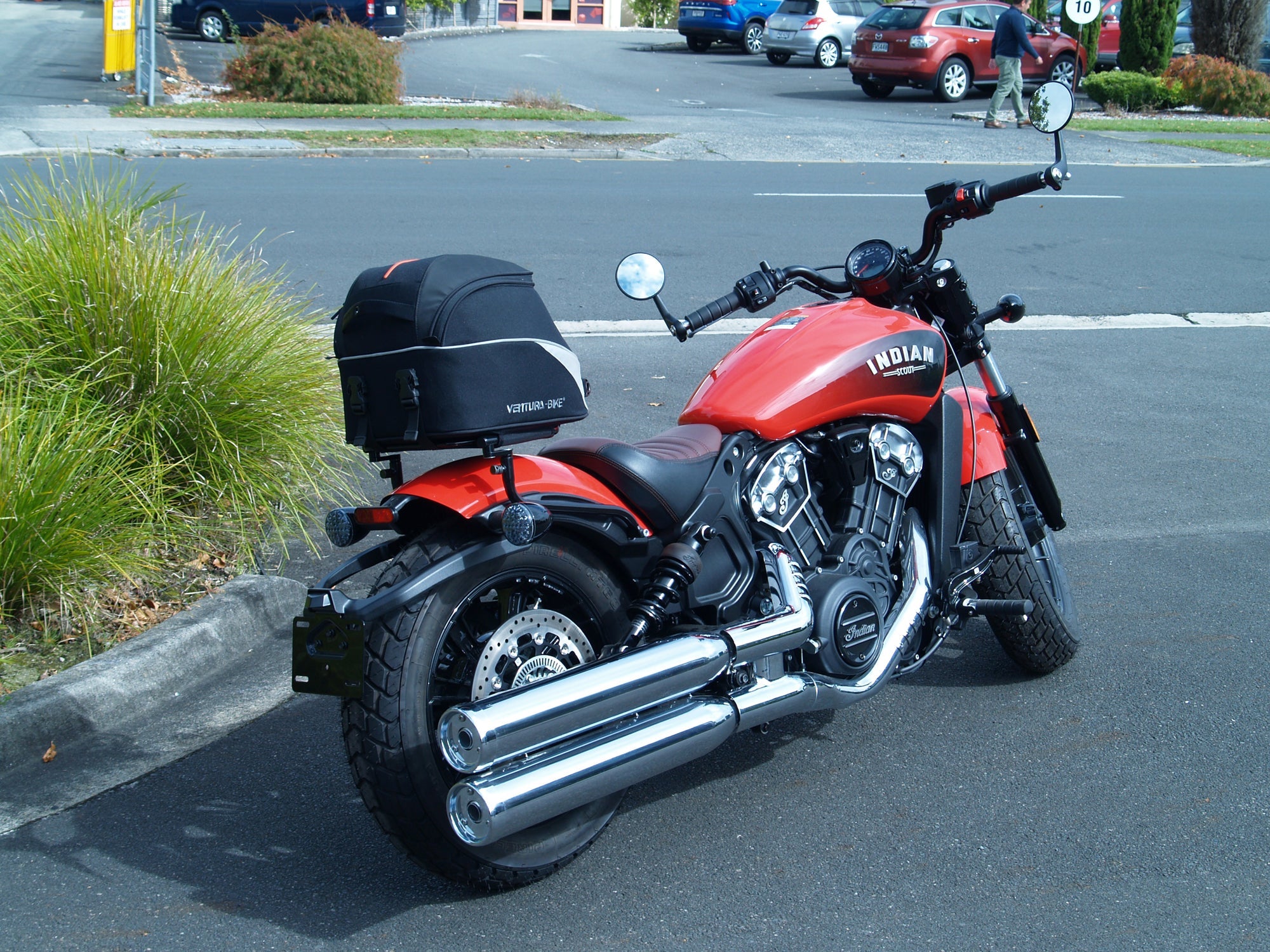 Indian Scout Bobber, Bobber Twenty, Bobber sixty, Bobber Rogue (18 - >)