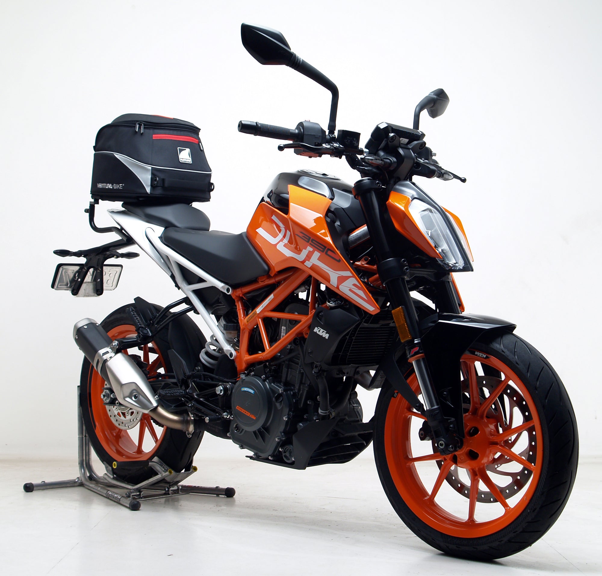 KTM 390 Duke (17 - >)
