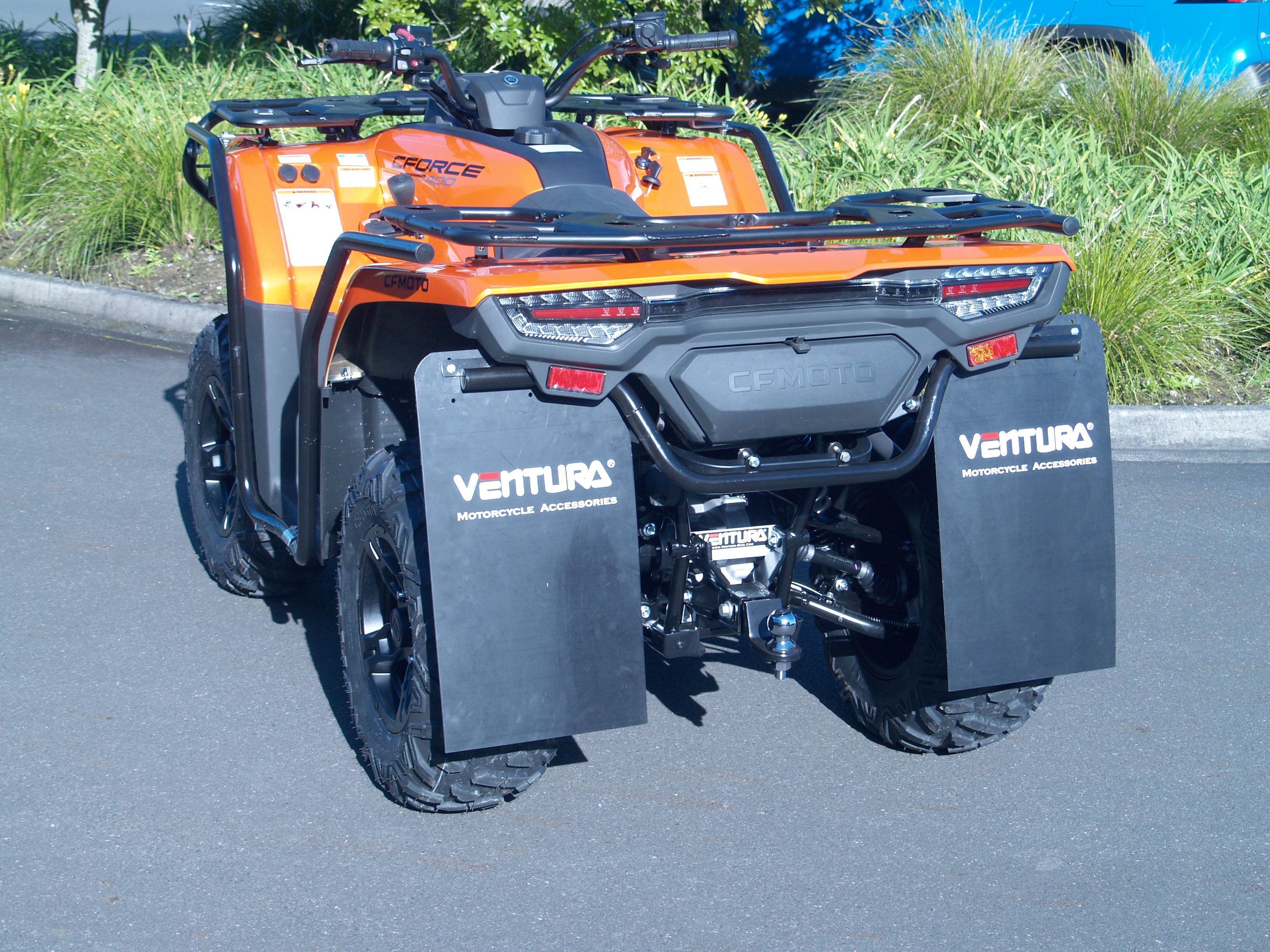 CF Moto C-Force 400 (22 - >)