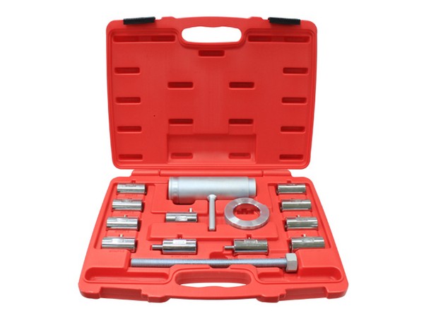 *CRANKSHAFT INSTALLATION TOOL FOR INSTALLATION CRANKSHAFT INTO CRANKCASE