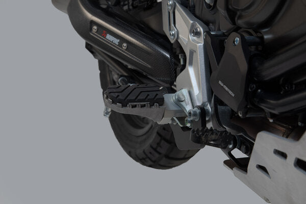 FOOTREST SW MOTECH ION TWO DIFFERENT POSITIONS ORIGINAL & 15 MM LOWER YAMAHA XT700Z TENERE 19-20