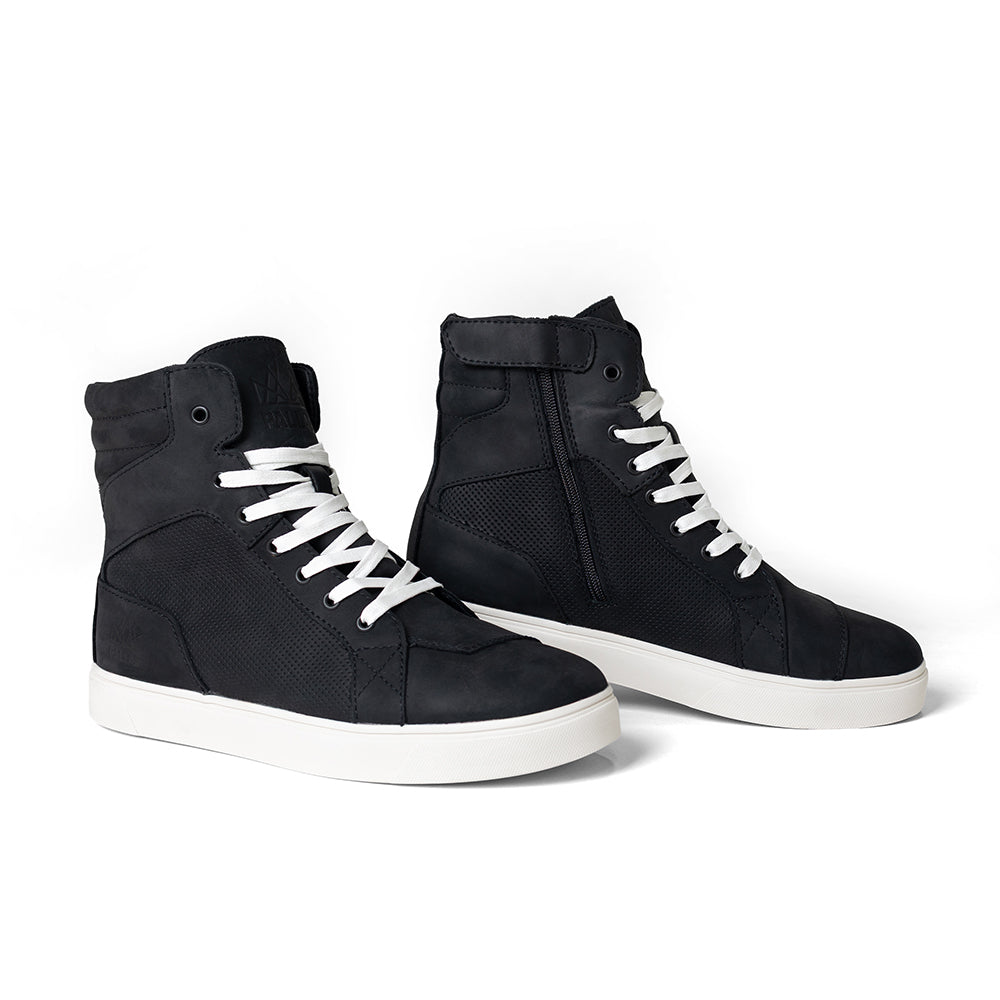 PALLAS STREET DWELLER BOOTS [BLACK]