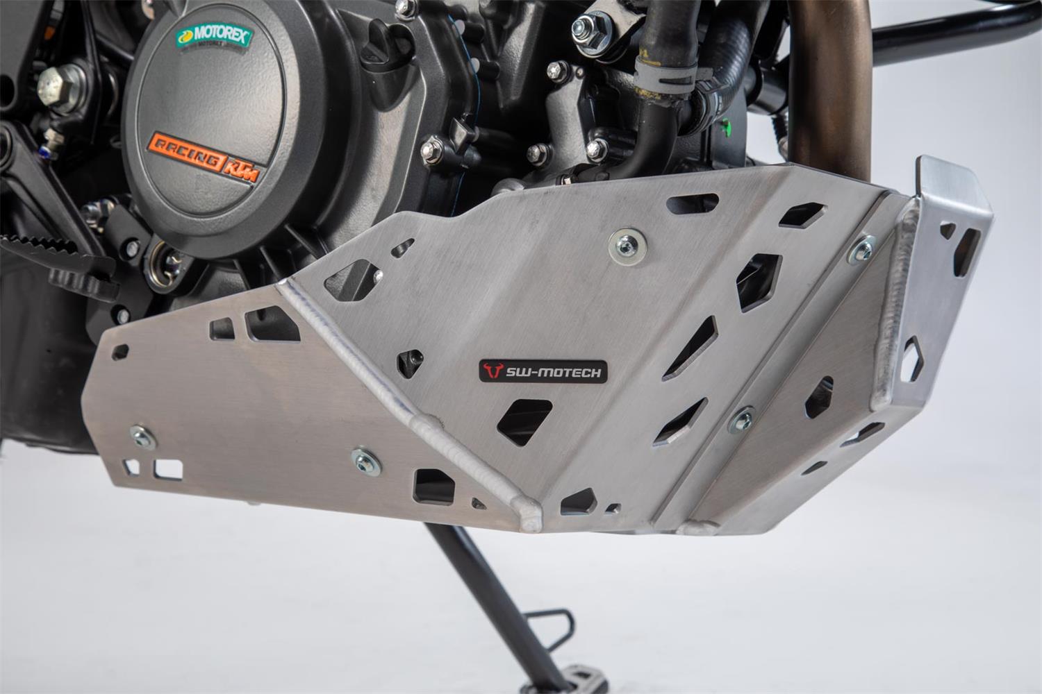 BASH PLATE SW MOTECH SILVER KTM 390 ADVENTURE 19-24