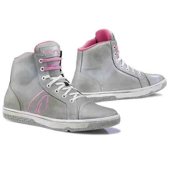 Forma Slam Dry Lady boots in grey and pink colourway