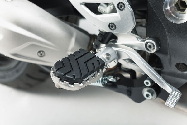 *FOOTREST KIT BMW S1000XR F750GS F850GS