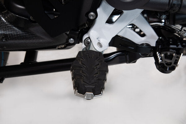 FOOTREST KIT SW MOTECH EVO
