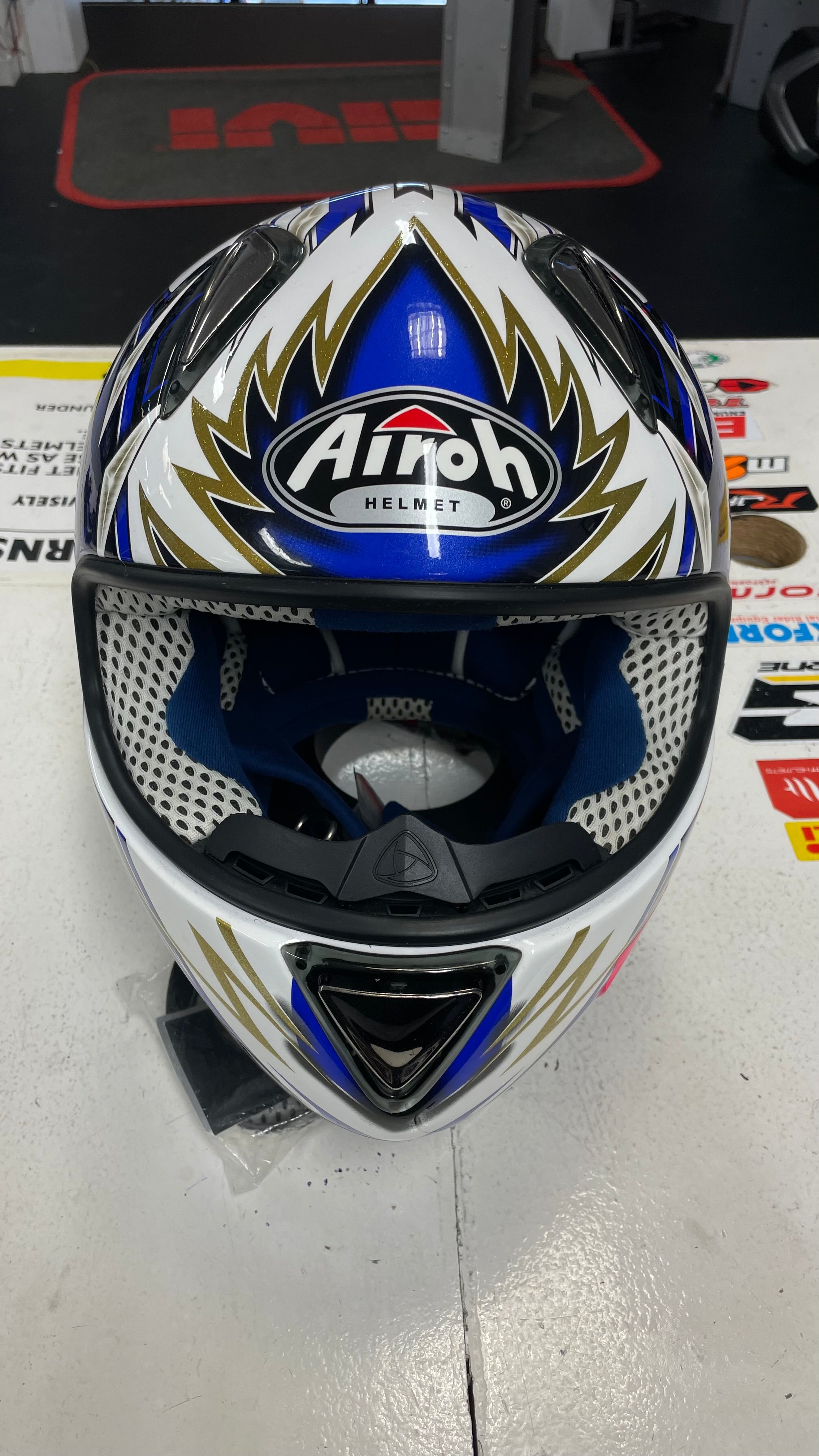 AIROH GP STUNT HELMET XL SPECIAL