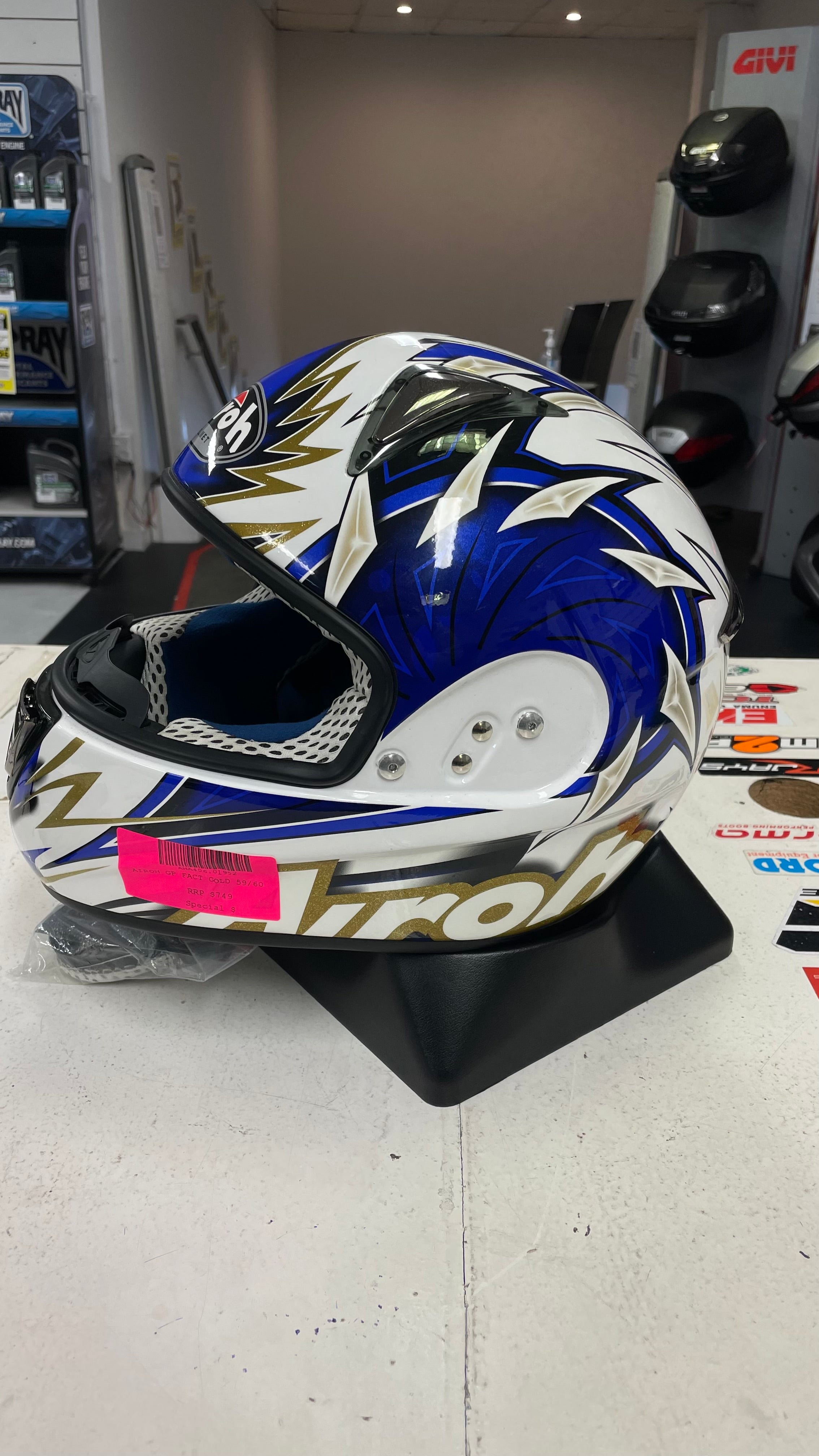 AIROH GP STUNT HELMET XL SPECIAL