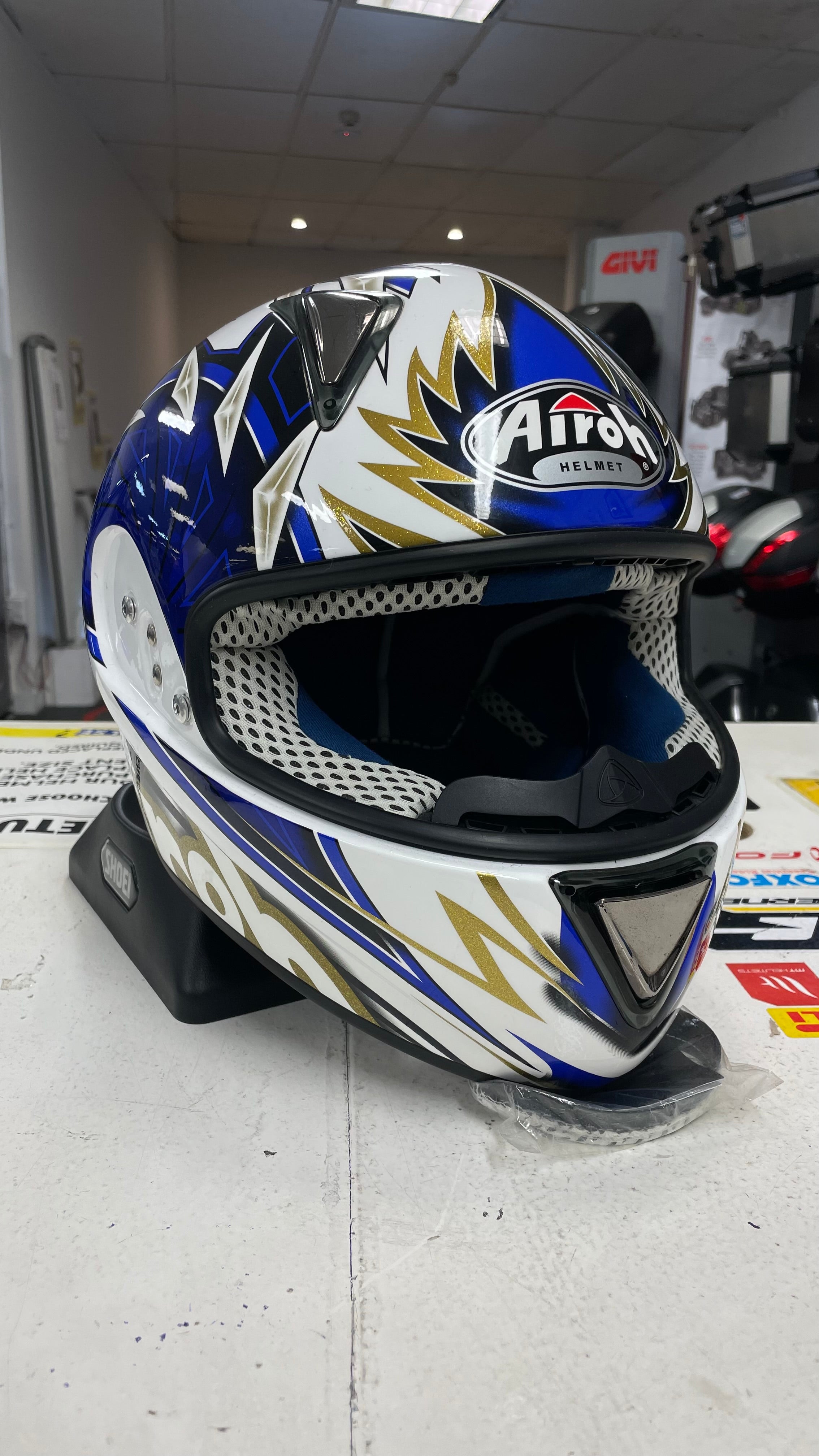 AIROH GP STUNT HELMET XL SPECIAL