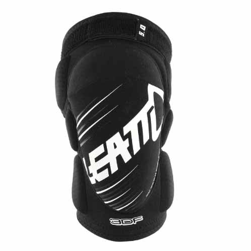 Leatt 5.0 3DF junior knee guard in black